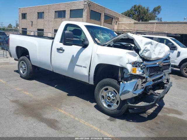 Salvage Chevrolet Silverado 2500