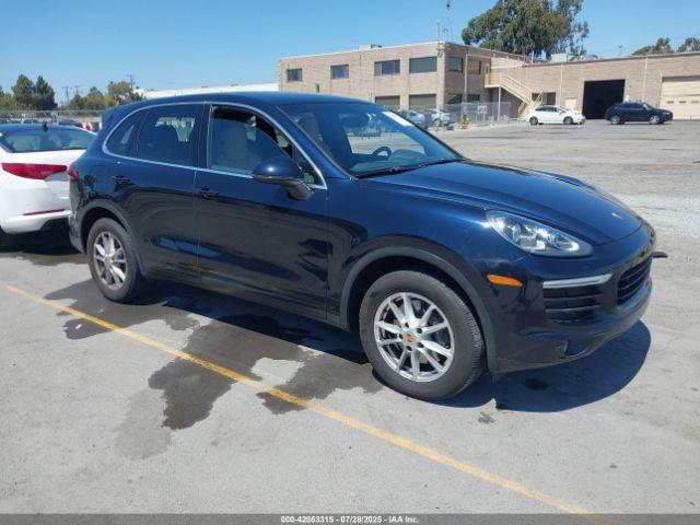  Salvage Porsche Cayenne