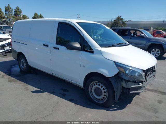  Salvage Mercedes-Benz Metris