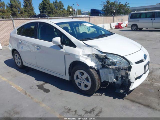  Salvage Toyota Prius