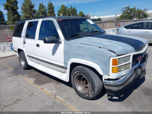  Salvage GMC Yukon