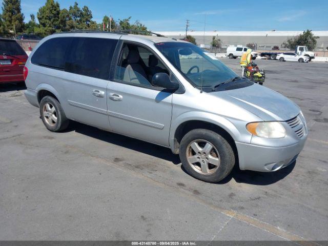  Salvage Dodge Grand Caravan