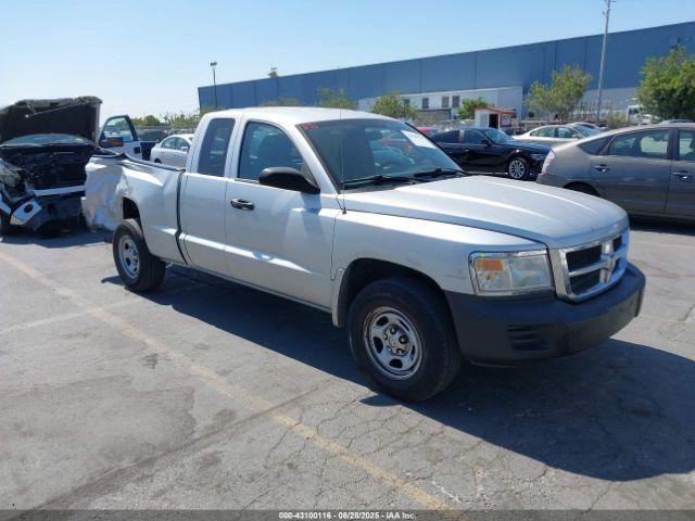  Salvage Dodge Dakota