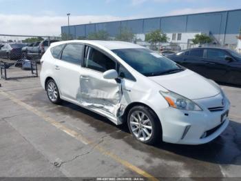  Salvage Toyota Prius v