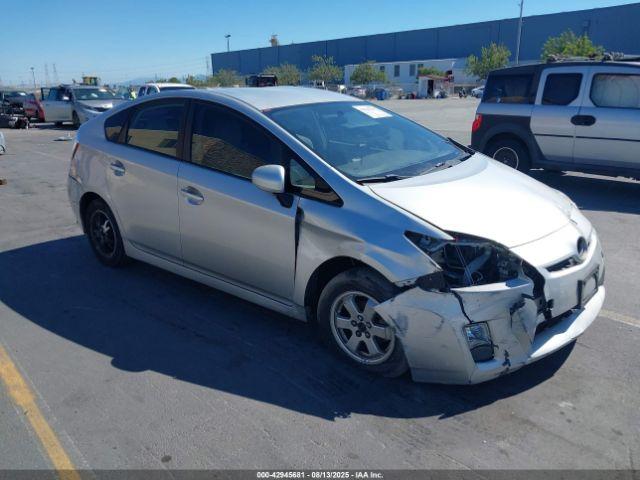  Salvage Toyota Prius