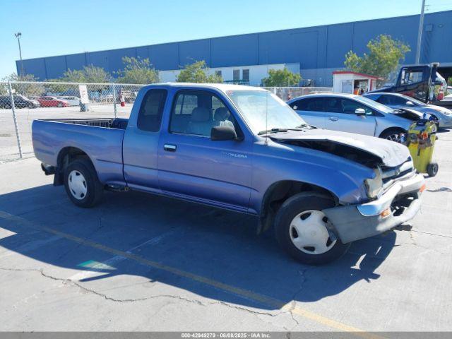  Salvage Toyota Tacoma