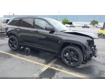  Salvage Jeep Grand Cherokee