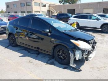  Salvage Toyota Prius
