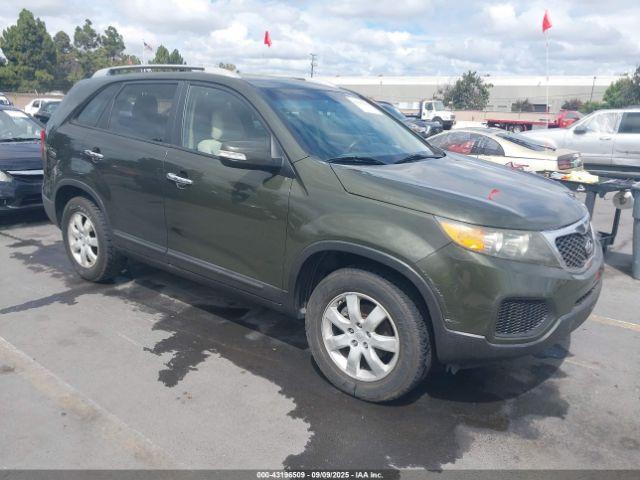  Salvage Kia Sorento