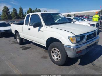  Salvage Toyota Tacoma