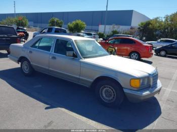  Salvage Mercedes-Benz 300