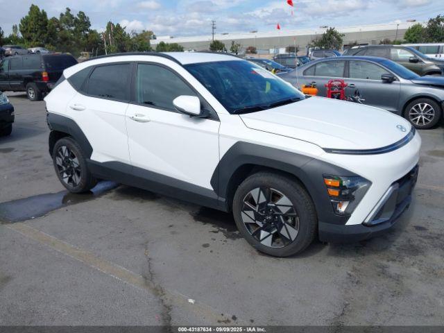 Salvage Hyundai KONA