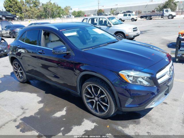  Salvage Mercedes-Benz GLA