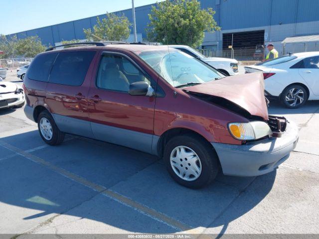  Salvage Toyota Sienna