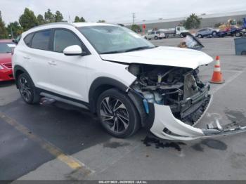  Salvage Hyundai TUCSON