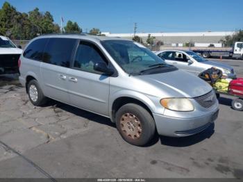  Salvage Chrysler Town & Country