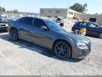  Salvage Chrysler 300