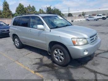  Salvage Toyota Highlander
