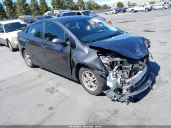 Salvage Toyota Prius
