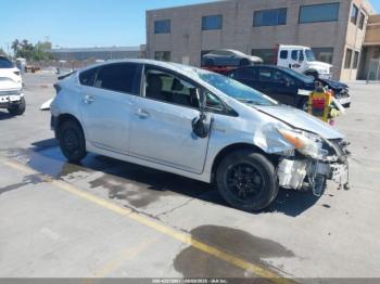  Salvage Toyota Prius