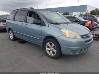  Salvage Toyota Sienna