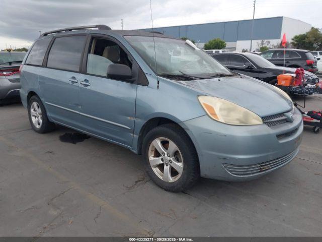  Salvage Toyota Sienna