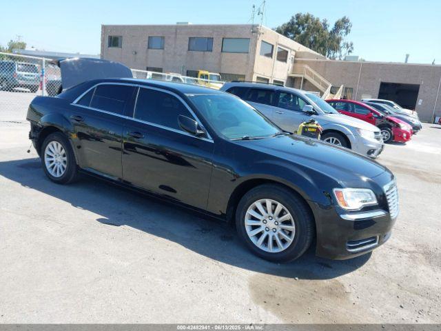  Salvage Chrysler 300