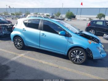  Salvage Toyota Prius c