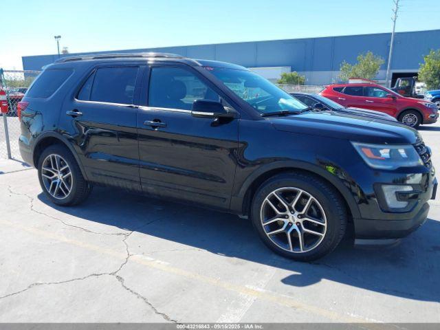  Salvage Ford Explorer