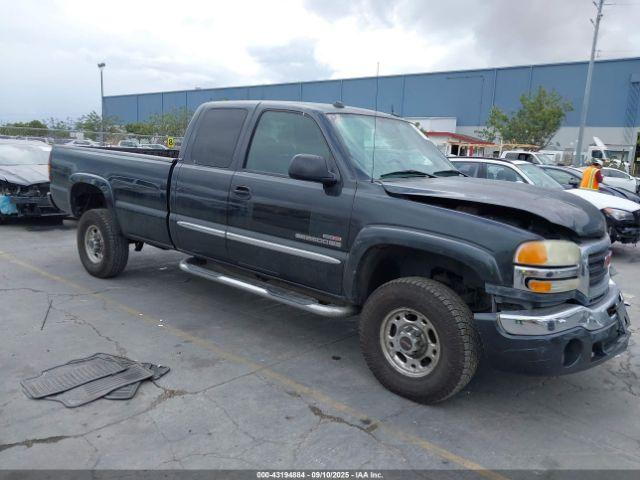  Salvage GMC Sierra 2500