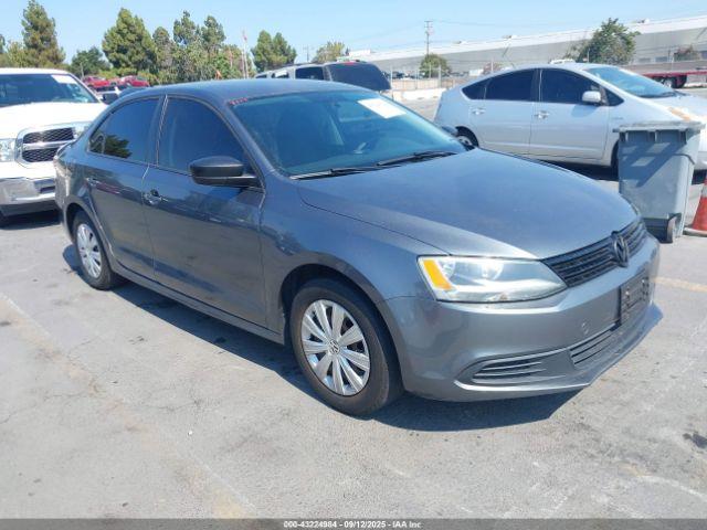  Salvage Volkswagen Jetta