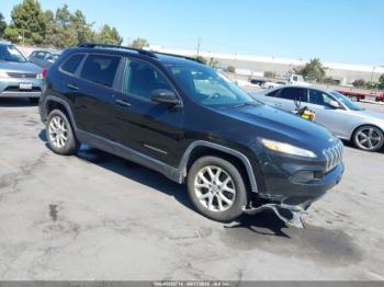  Salvage Jeep Cherokee