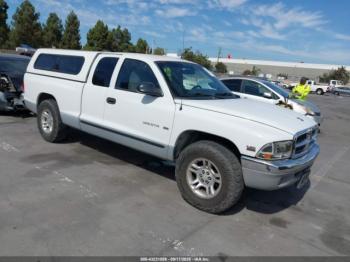  Salvage Dodge Dakota