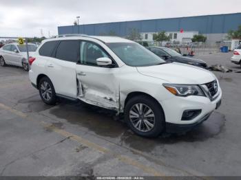  Salvage Nissan Pathfinder