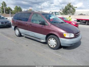  Salvage Toyota Sienna