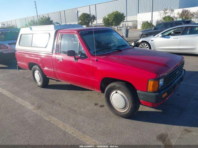  Salvage Toyota Pickup