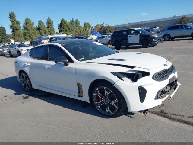  Salvage Kia Stinger
