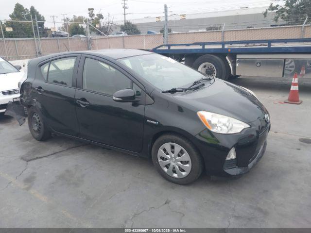  Salvage Toyota Prius c