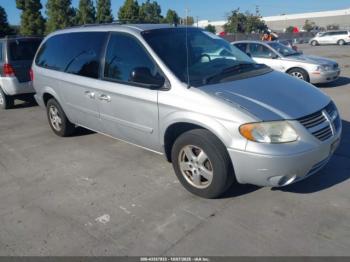  Salvage Dodge Grand Caravan
