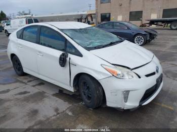  Salvage Toyota Prius