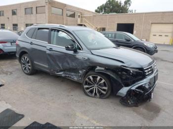  Salvage Volkswagen Tiguan