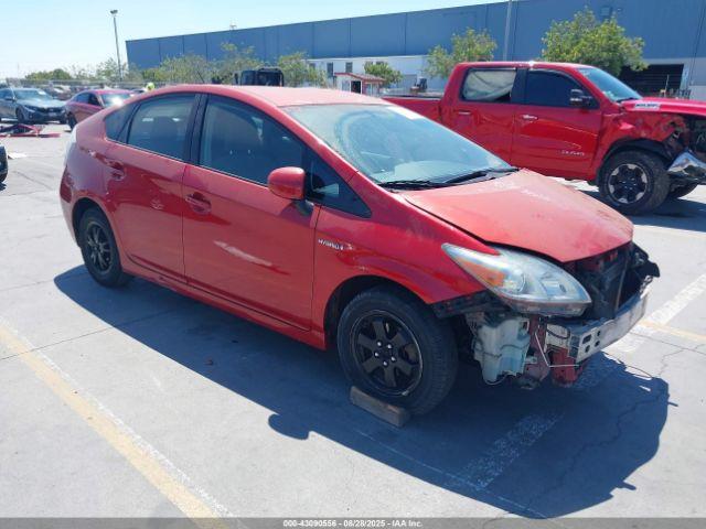  Salvage Toyota Prius