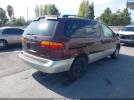 Toyota Sienna Xle Image 3