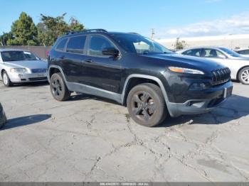  Salvage Jeep Cherokee