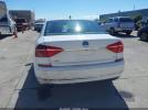 Volkswagen Passat 1.8t S Image 8