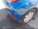 Toyota Yaris Le Image 8