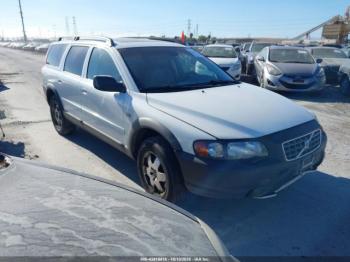  Salvage Volvo XC70
