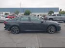 Toyota Camry Xle Image 10