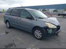 Toyota Sienna Le Image 1