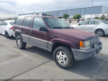  Salvage Jeep Grand Cherokee